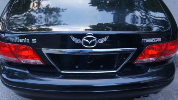 Наклейка 3D «Крылья ангела» на эмблему автомобиля